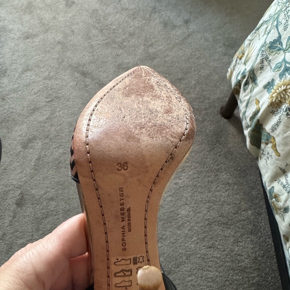 Sophia Webster x J.Crew Gold Black D'Orsay Pump, Size EU 36. - Picture 4 of 7